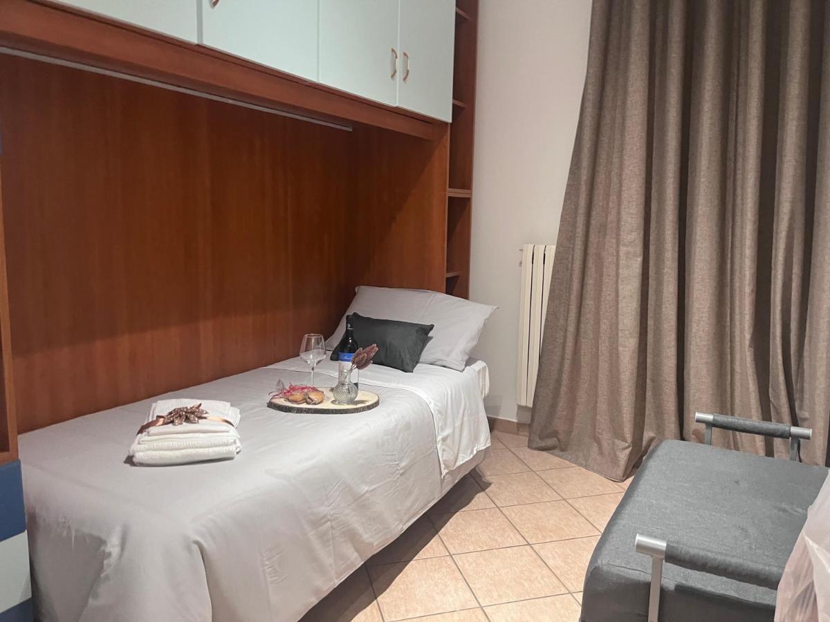 Apartment Theroom41 *